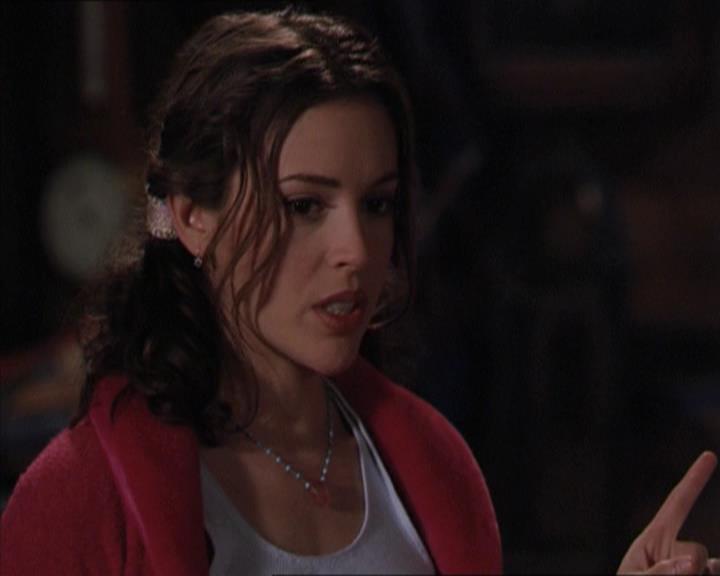 Charmed-Online-dot-218ChickFlick1768.jpg