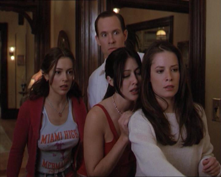 Charmed-Online-dot-218ChickFlick1786.jpg
