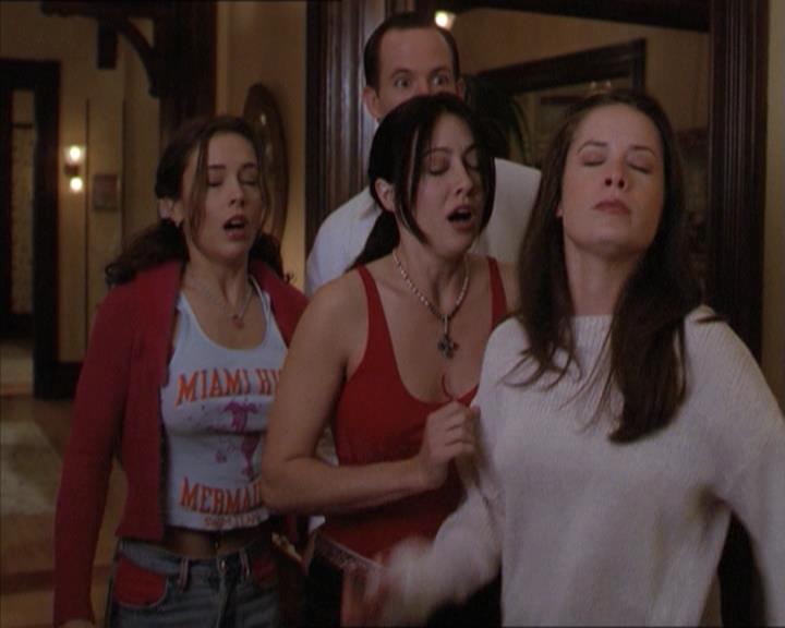 Charmed-Online-dot-218ChickFlick1788.jpg