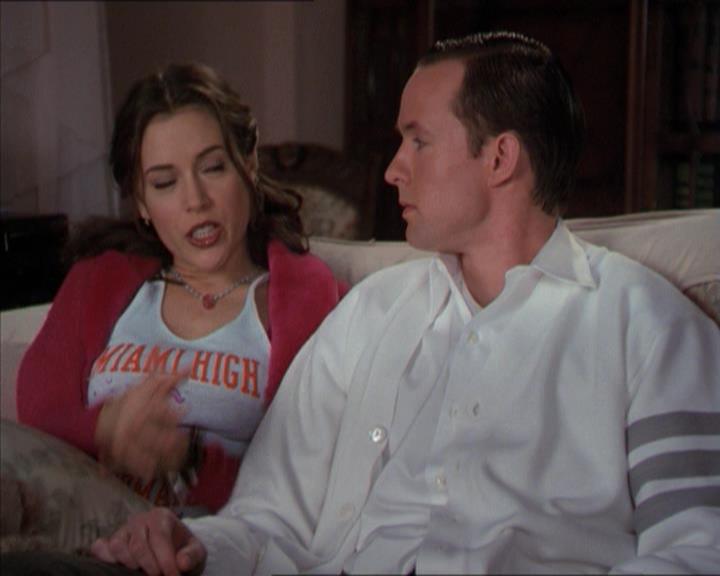 Charmed-Online-dot-218ChickFlick1838.jpg