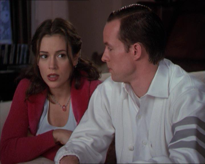 Charmed-Online-dot-218ChickFlick1878.jpg