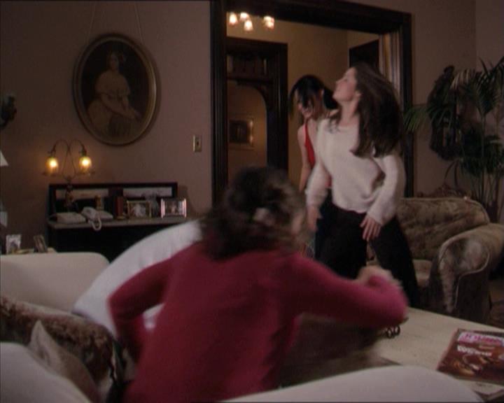 Charmed-Online-dot-218ChickFlick1912.jpg