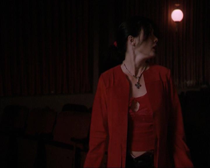 Charmed-Online-dot-218ChickFlick2040.jpg Charmed-Online-dot-218ChickFlick2040.jpg