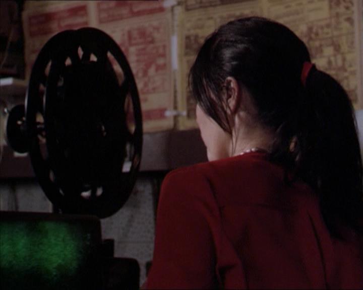 Charmed-Online-dot-218ChickFlick2064.jpg