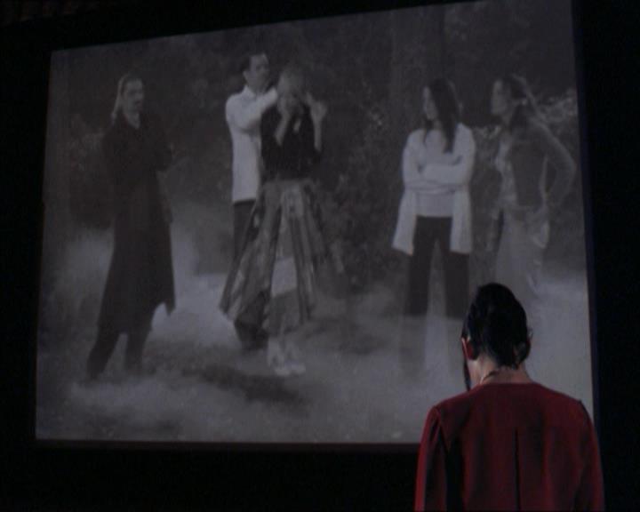 Charmed-Online-dot-218ChickFlick2069.jpg