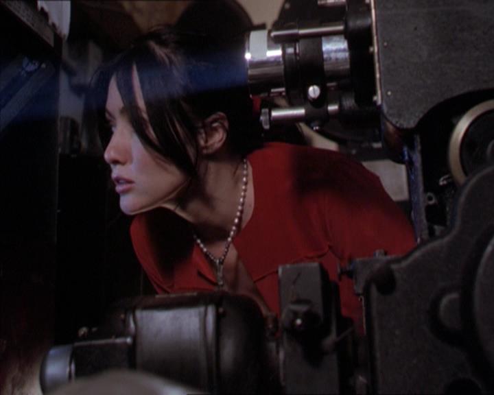Charmed-Online-dot-218ChickFlick2070.jpg