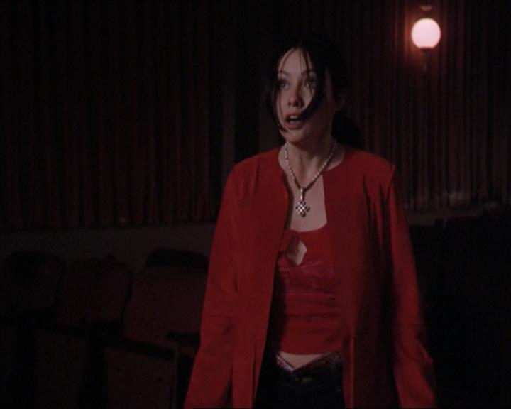 Charmed-Online-dot-218ChickFlick2080.jpg