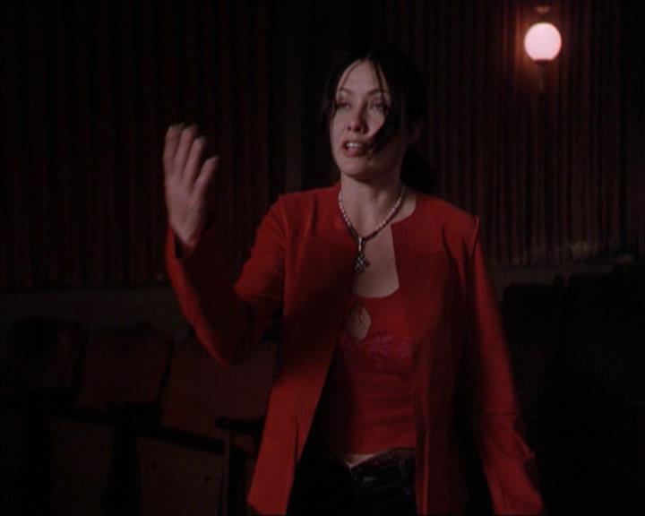 Charmed-Online-dot-218ChickFlick2084.jpg