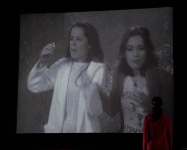 Charmed-Online-dot-218ChickFlick2088.jpg
