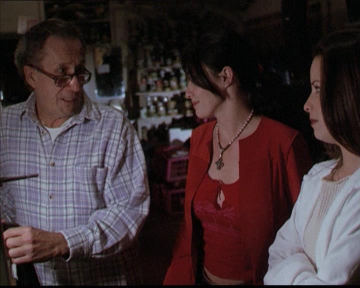 Charmed-Online-dot-218ChickFlick2134.jpg