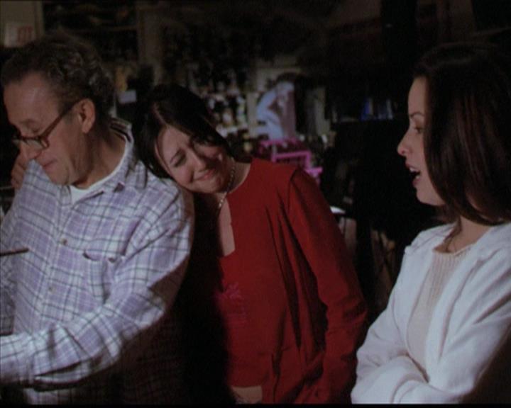 Charmed-Online-dot-218ChickFlick2136.jpg