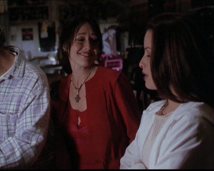 Charmed-Online-dot-218ChickFlick2137.jpg