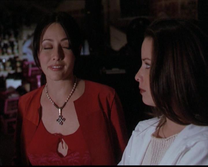 Charmed-Online-dot-218ChickFlick2143.jpg