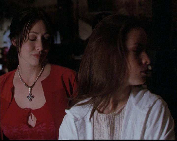 Charmed-Online-dot-218ChickFlick2145.jpg