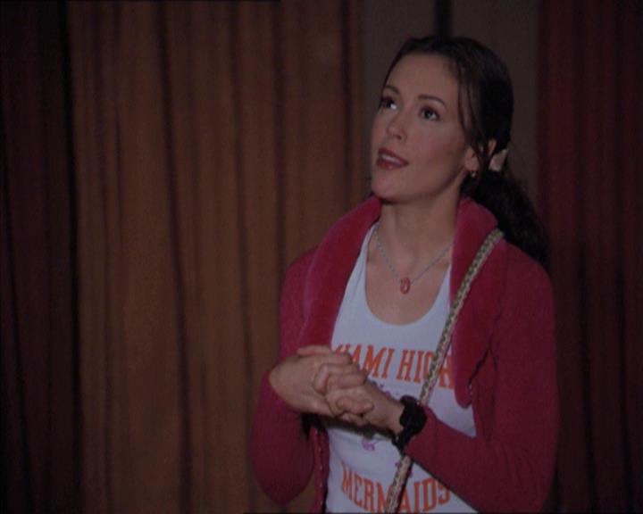 Charmed-Online-dot-218ChickFlick2163.jpg