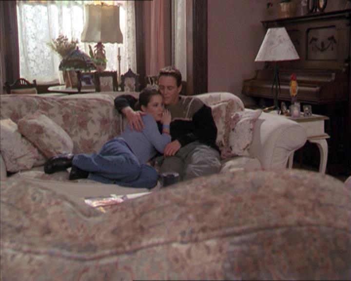 Charmed-Online-dot-218ChickFlick2202.jpg