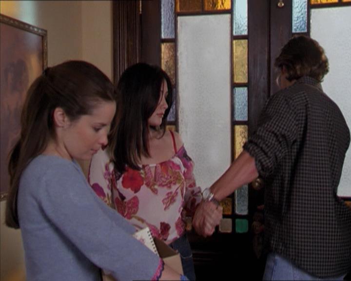 Charmed-Online-dot-218ChickFlick2297.jpg