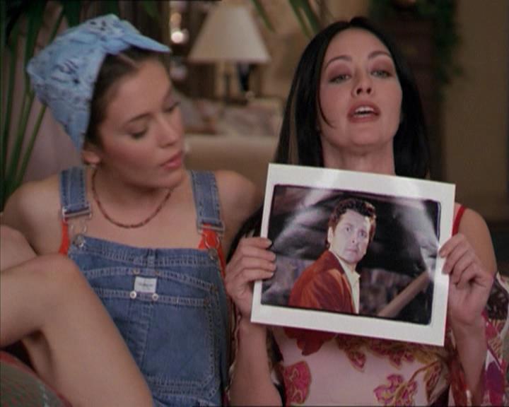 Charmed-Online-dot-218ChickFlick2320.jpg