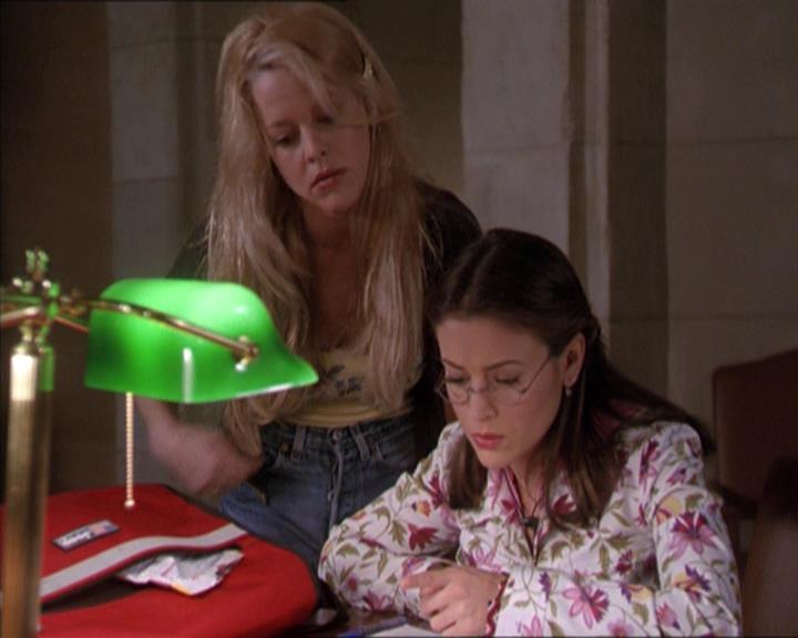 Charmed-Online-dot-219Ex-Libris1818.jpg