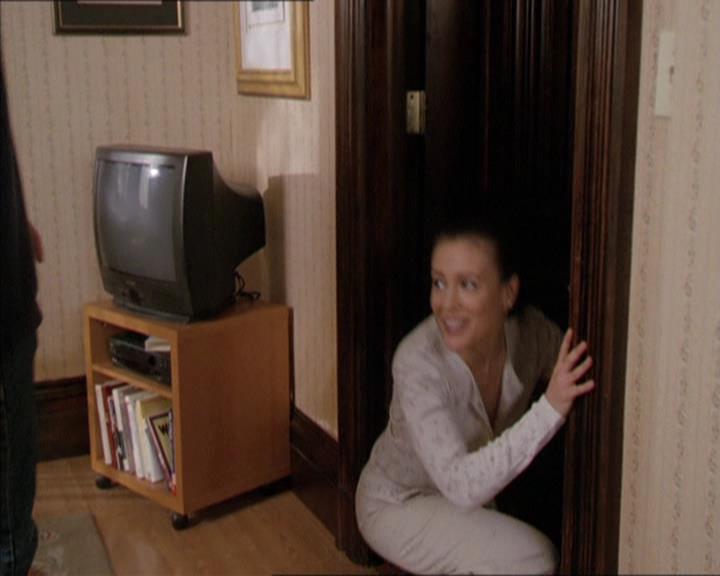 Charmed-Online-dot-220AstralMonkeys0514.jpg Charmed-Online-dot-220AstralMonkeys0514.jpg