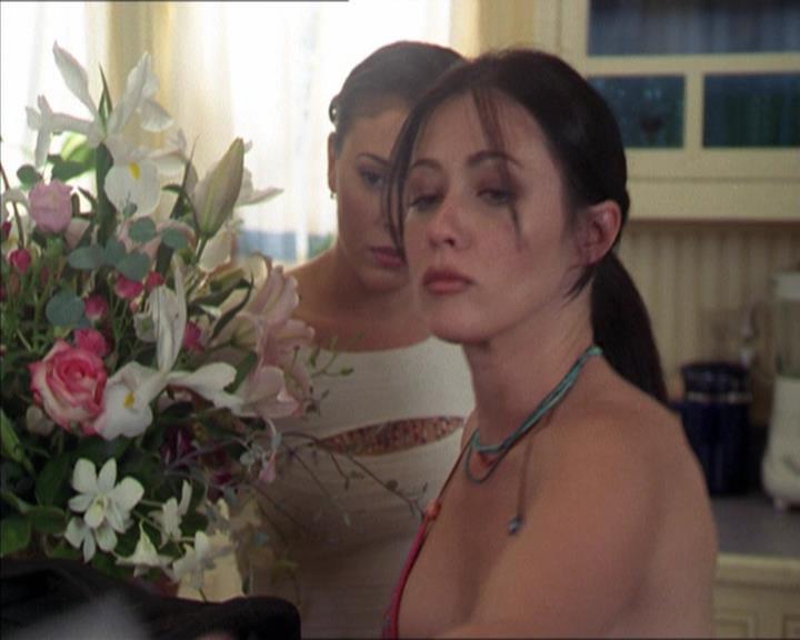 Charmed-Online-dot-220AstralMonkeys0816.jpg