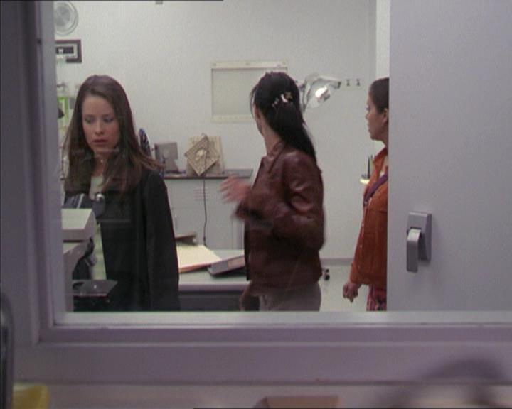 Charmed-Online-dot-220AstralMonkeys0952.jpg