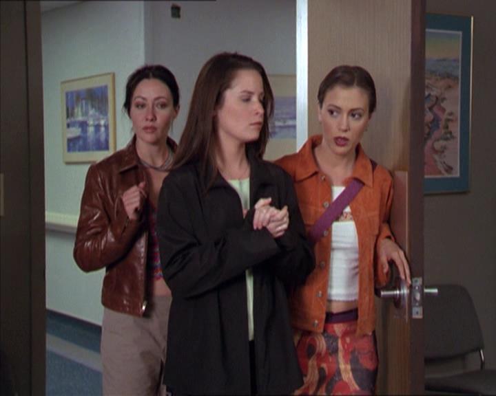 Charmed-Online-dot-220AstralMonkeys1197.jpg