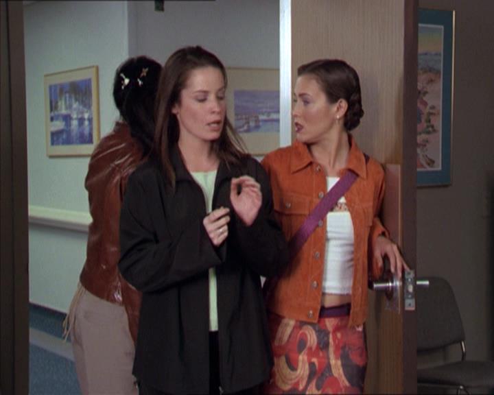 Charmed-Online-dot-220AstralMonkeys1199.jpg