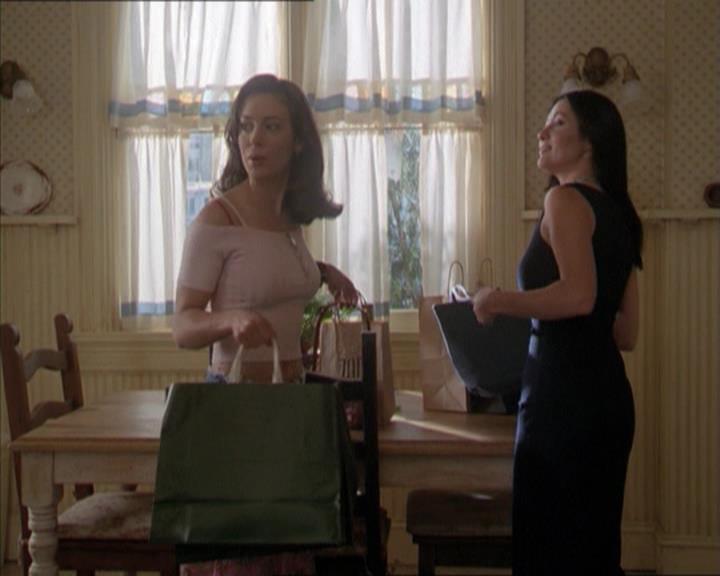 Charmed-Online-dot-221ApocalypseNot0009.jpg