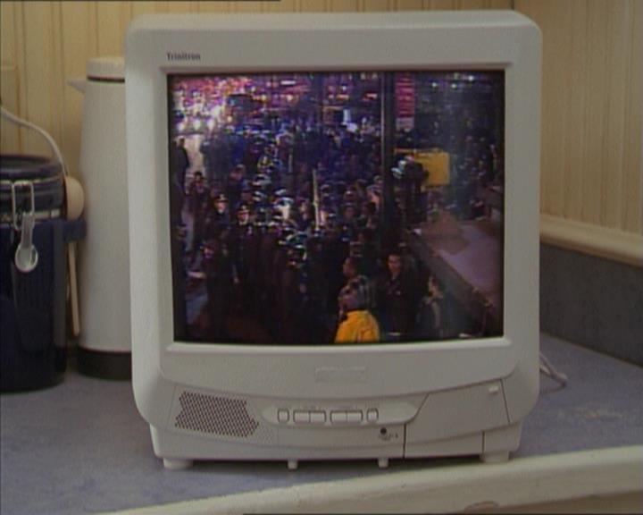 Charmed-Online-dot-221ApocalypseNot0022.jpg