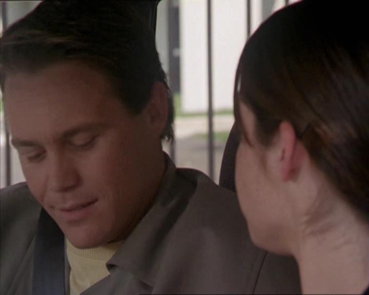 Charmed-Online-dot-221ApocalypseNot0187.jpg