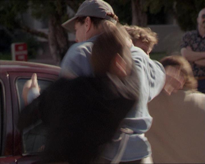 Charmed-Online-dot-221ApocalypseNot0209.jpg