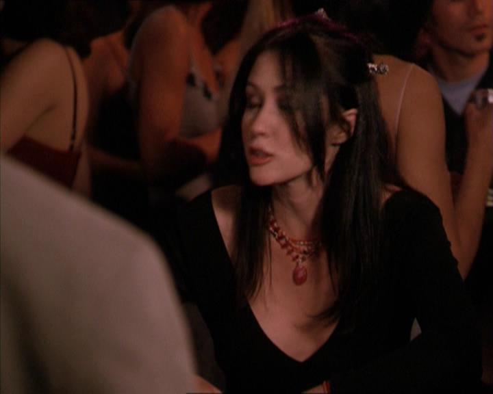 Charmed-Online-dot-221ApocalypseNot0440.jpg