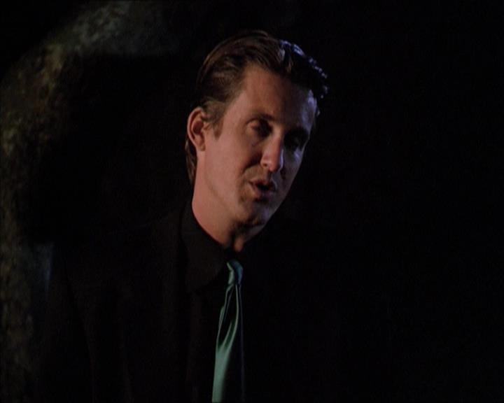 Charmed-Online-dot-221ApocalypseNot0484.jpg