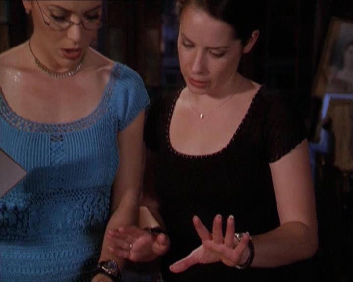 Charmed-Online-dot-221ApocalypseNot0512.jpg