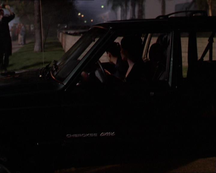 Charmed-Online-dot-221ApocalypseNot0623.jpg