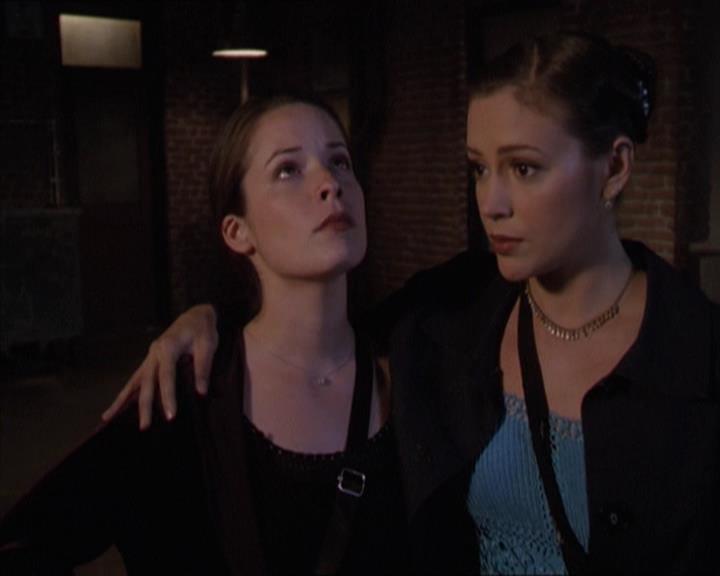 Charmed-Online-dot-221ApocalypseNot0769.jpg