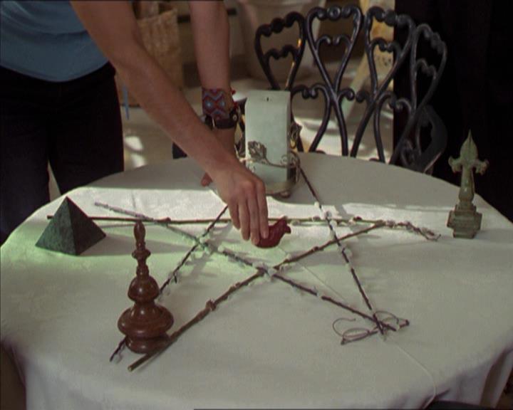 Charmed-Online-dot-221ApocalypseNot1456.jpg