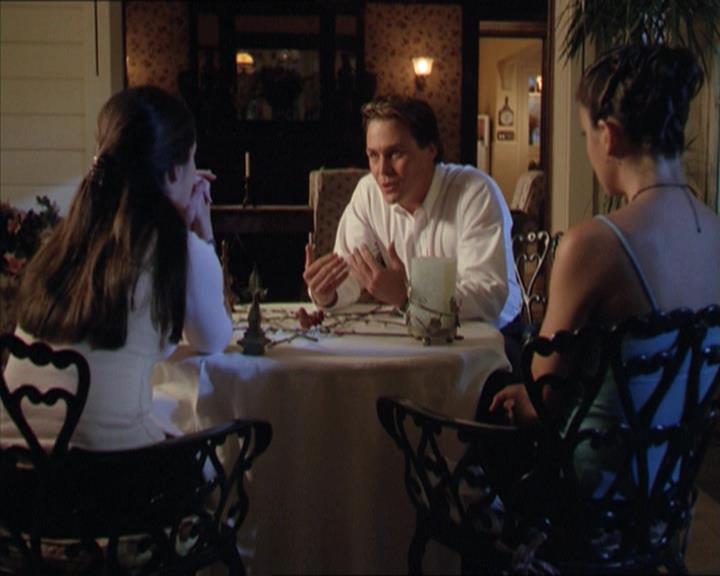 Charmed-Online-dot-221ApocalypseNot2022.jpg