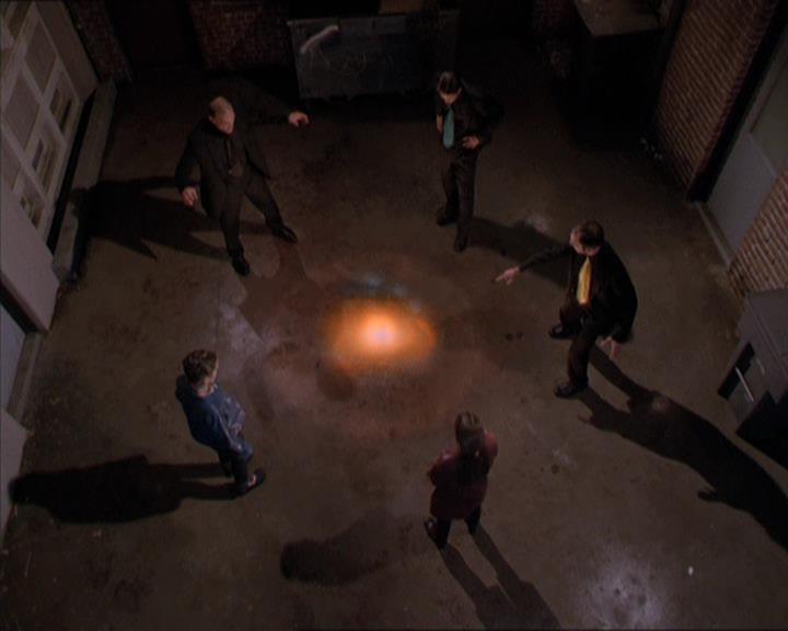 Charmed-Online-dot-221ApocalypseNot2140.jpg
