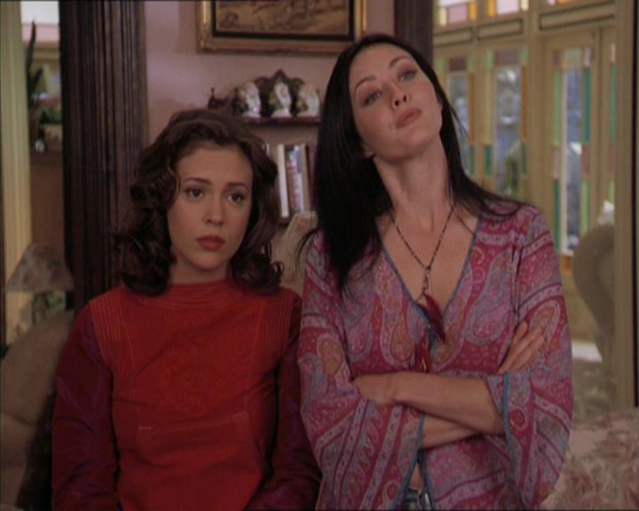Charmed-Online-dot-222BeCarefulWhatYouWitchFor0423.jpg