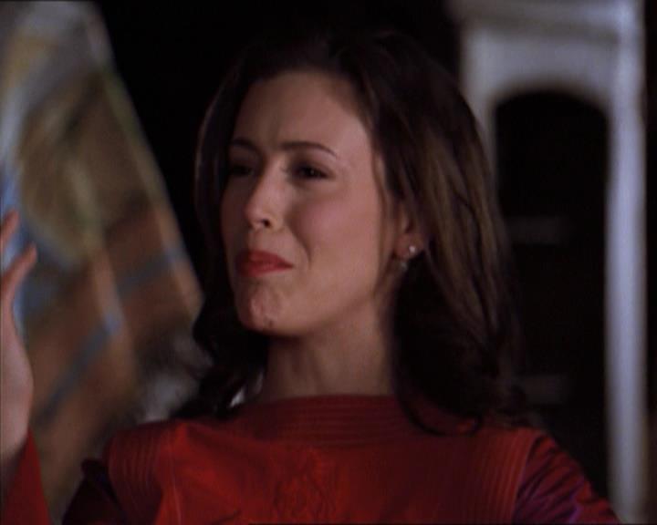 Charmed-Online-dot-222BeCarefulWhatYouWitchFor1045.jpg