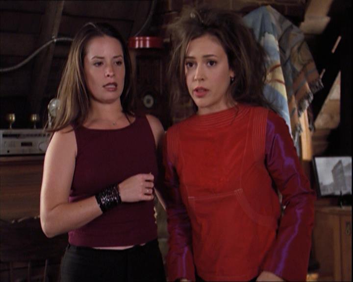 Charmed-Online-dot-222BeCarefulWhatYouWitchFor1227.jpg