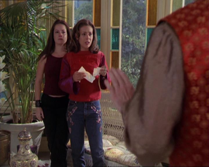 Charmed-Online-dot-222BeCarefulWhatYouWitchFor1976.jpg
