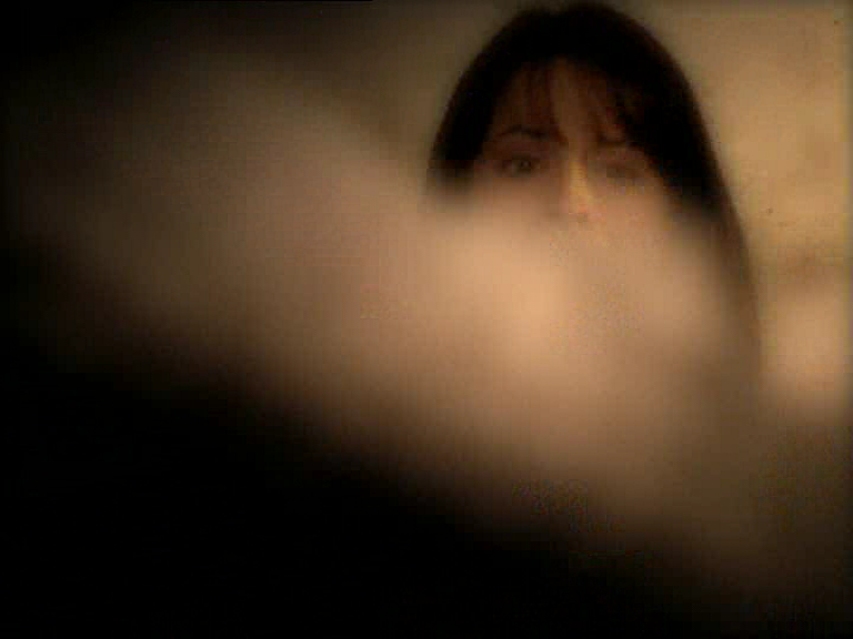 charmed-online_dot_net_OpeningCreditsS2-00019.png