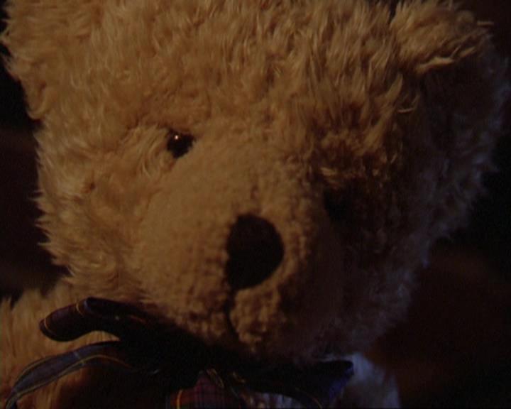 Charmed-Online_dot_net-3x01TheHoneymoonsOver0023.jpg