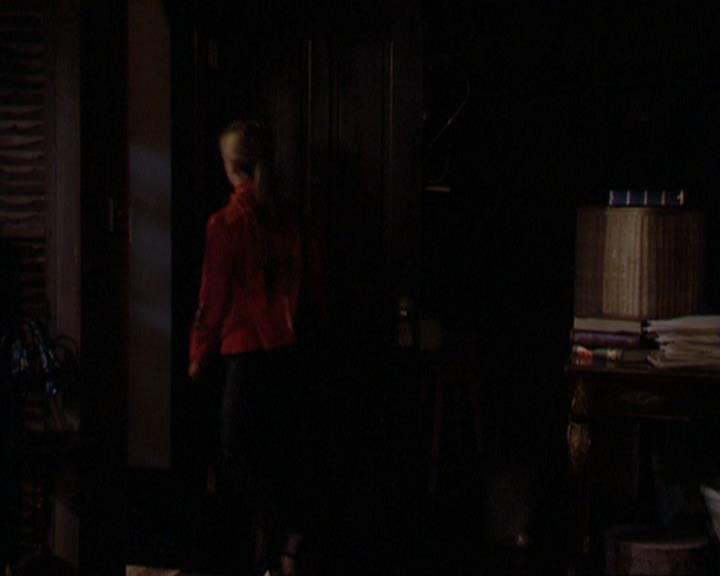 Charmed-Online_dot_net-3x01TheHoneymoonsOver0089.jpg