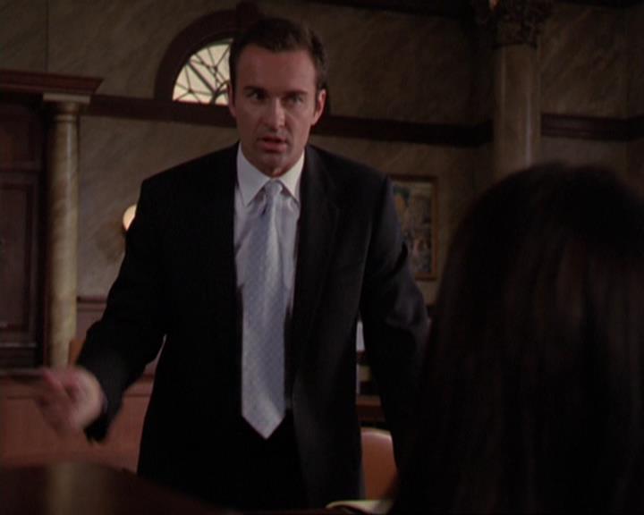 Charmed-Online_dot_net-3x01TheHoneymoonsOver0560.jpg