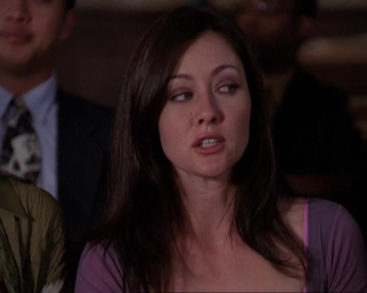 Charmed-Online_dot_net-3x01TheHoneymoonsOver0592.jpg Charmed-Online_dot_net-3x01TheHoneymoonsOver0592.jpg