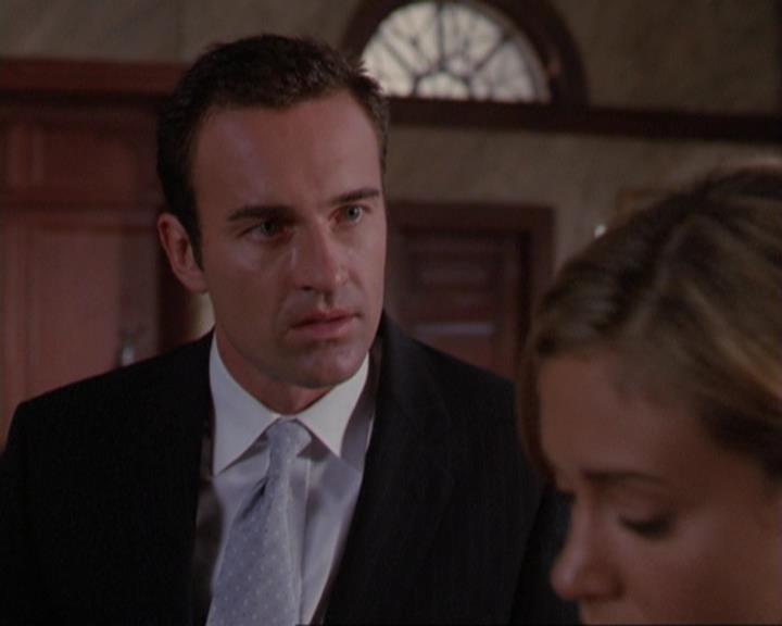 Charmed-Online_dot_net-3x01TheHoneymoonsOver0731.jpg